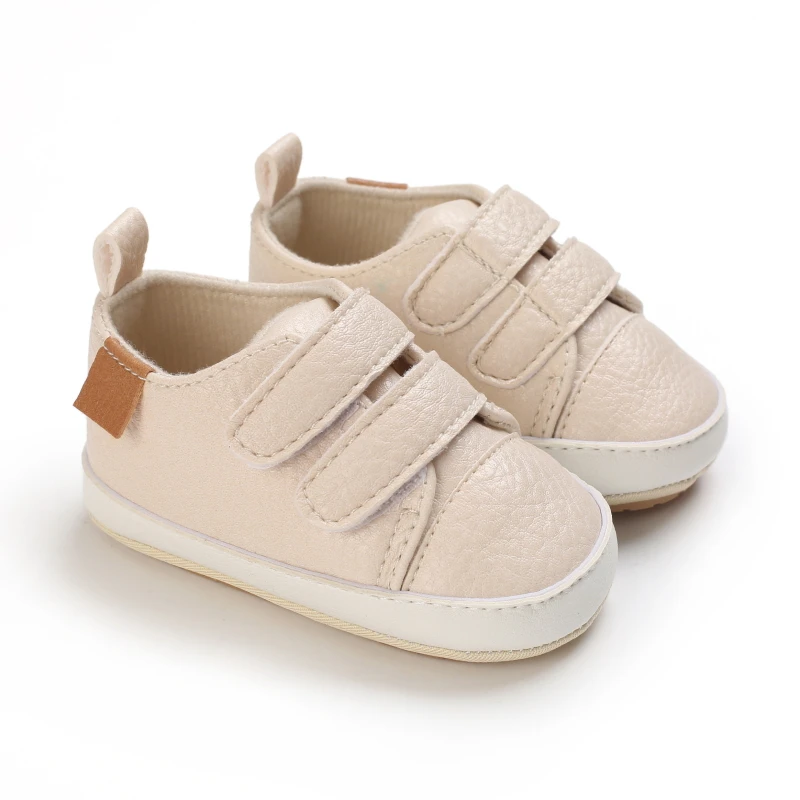 New Spring And Autumn Baby Non-slip Toddler Shoes Baby Heart Pattern Comfortable Solid Color Flat Sports Shoes