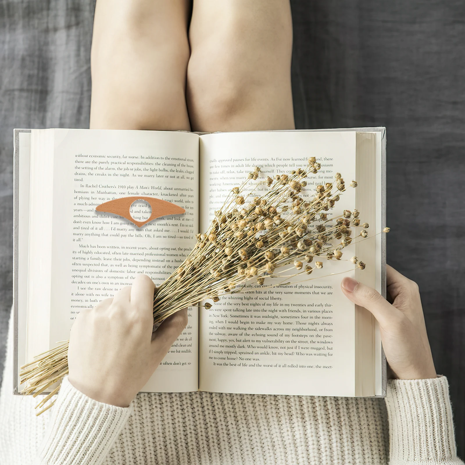 حامل صفحة كتاب الإبهام الخشبي، قارئ حلقي، فتاحات مشبك مرجحة لمحبي الكتب، أدوات القراءة للبالغين