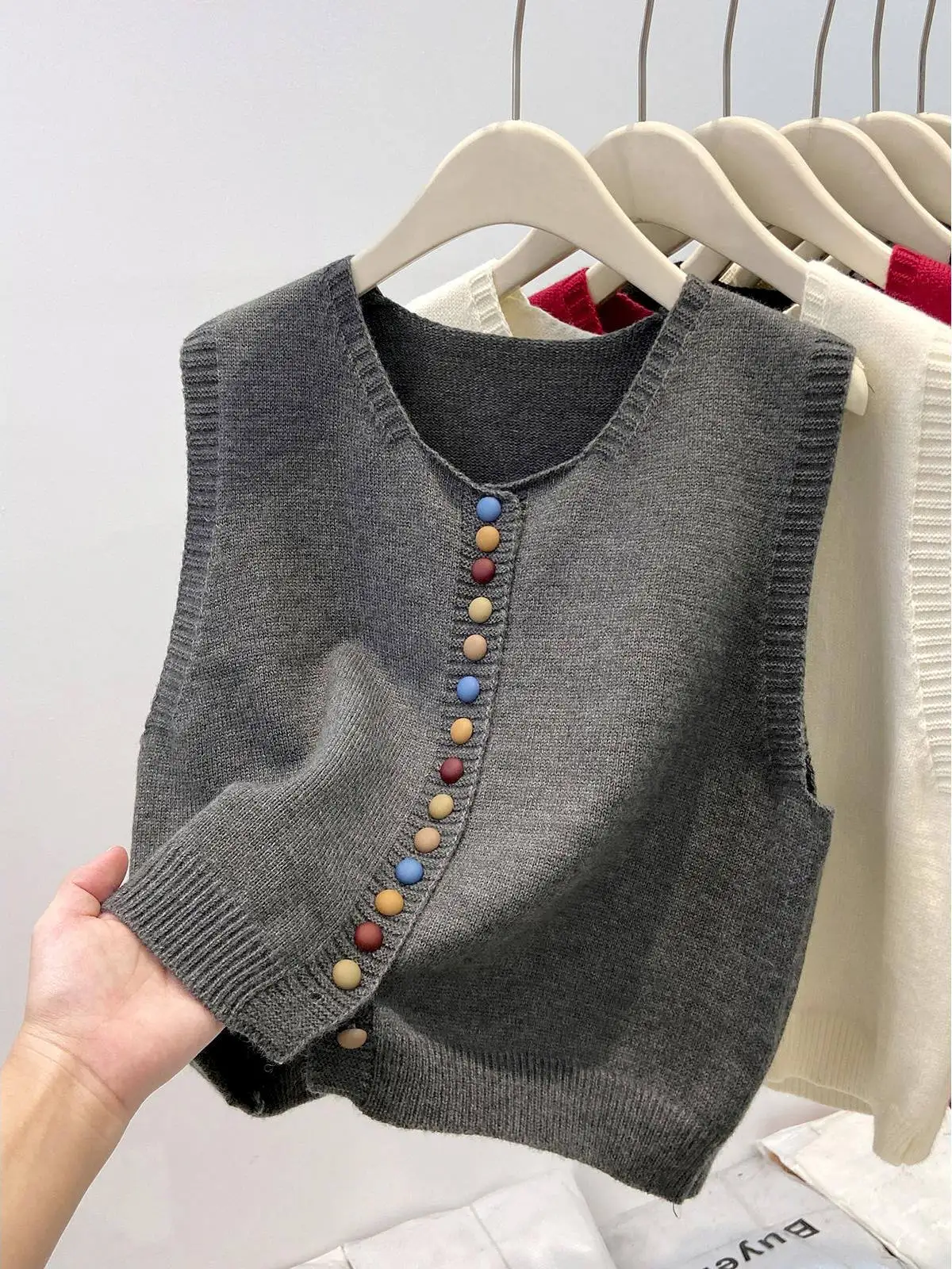 

Ele ey Knitted Button up Sweater Vest Women's Faion Layering Cardigan Soft Warm Loose Fit round Ne Casual Wear
