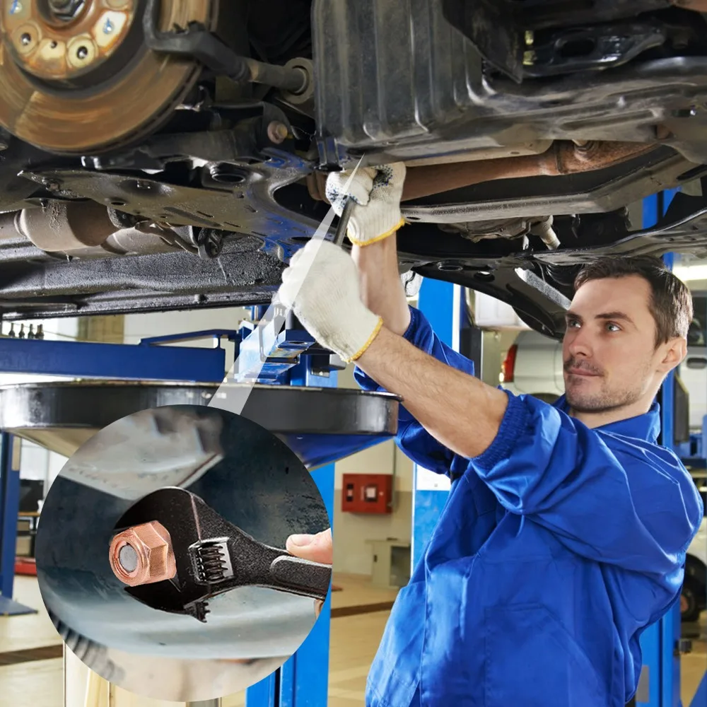 M8 صواميل ماسورة العادم لسيارات BMW E30 3 سلسلة الكربون الصلب النحاس مطلي عرافة الذاتي قفل الجوز المنوع ارتفاع درجة الحرارة السحابة الأجهزة