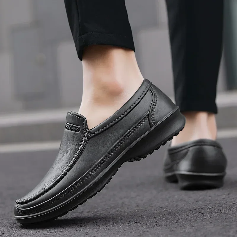 Zapatos de trabajo de chef para hombre, zapatillas de pescador impermeables y a prueba de aceite para exteriores, Botas de lluvia ligeras para senderismo, 2024