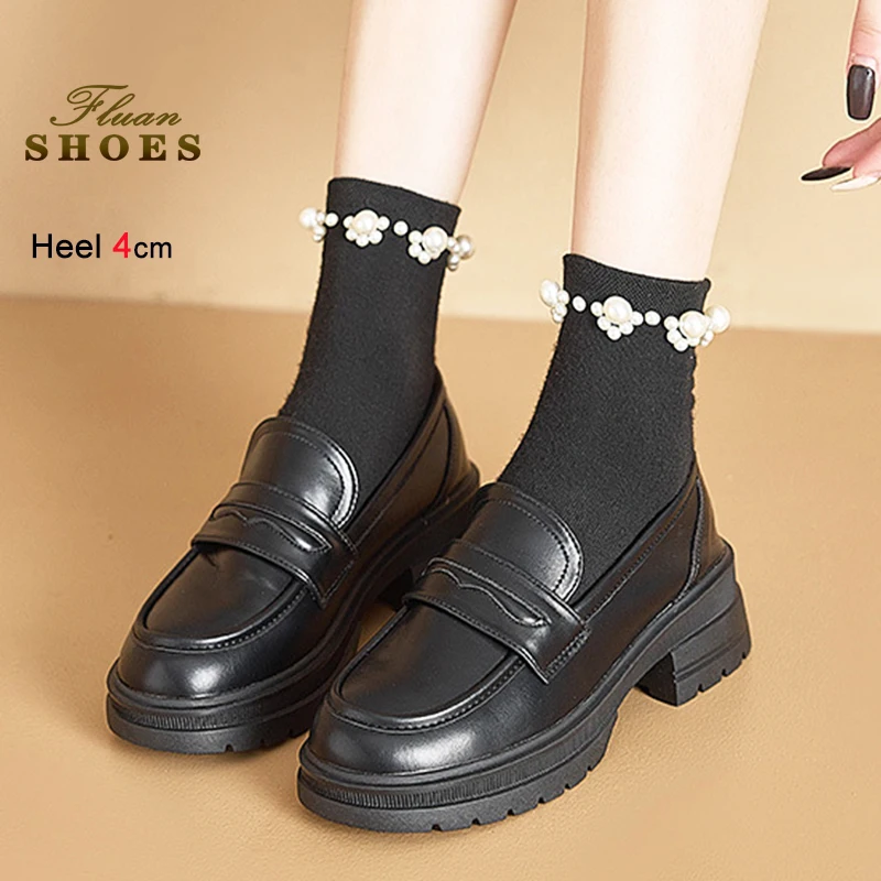 2025 جديد إمرأة حقيقية أحذية جلدية بدون كعب في الهواء الطلق 4 سنتيمتر لينة وحيد مريح حذاء كاجوال الخريف امرأة الانزلاق على سميكة القاع أحذية من الجلد