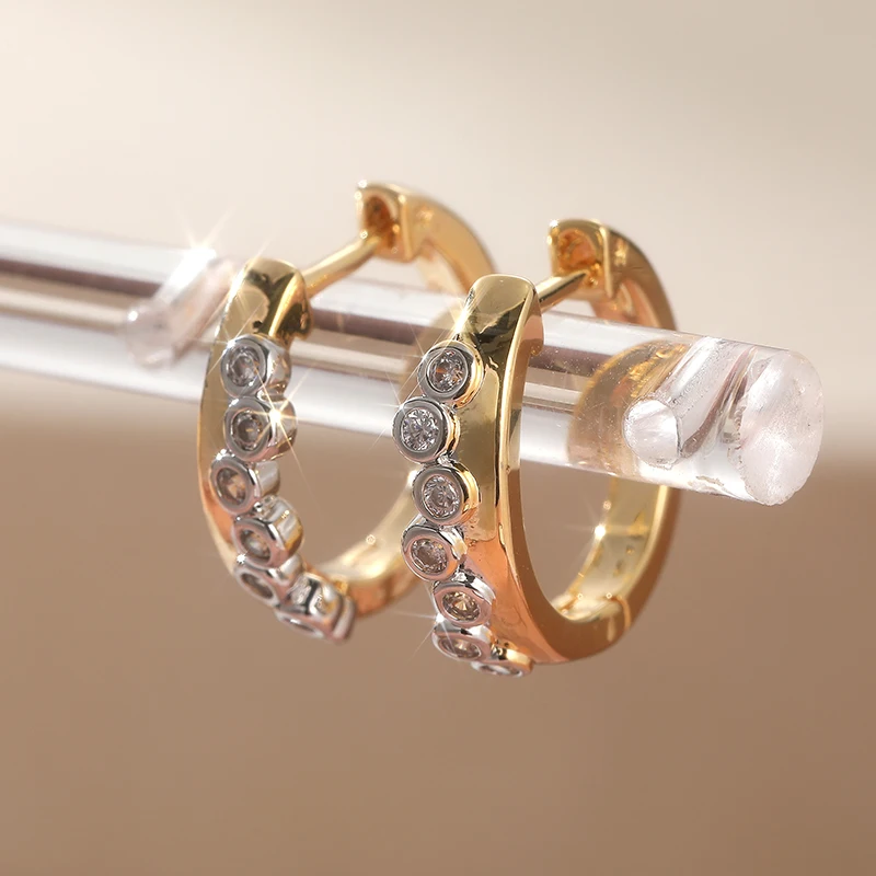 Klassische runde Creolen mit funkelndem Zirkonia für Damen, runde Ohrringe, Alltags- und Freizeitschmuck-Accessoires.