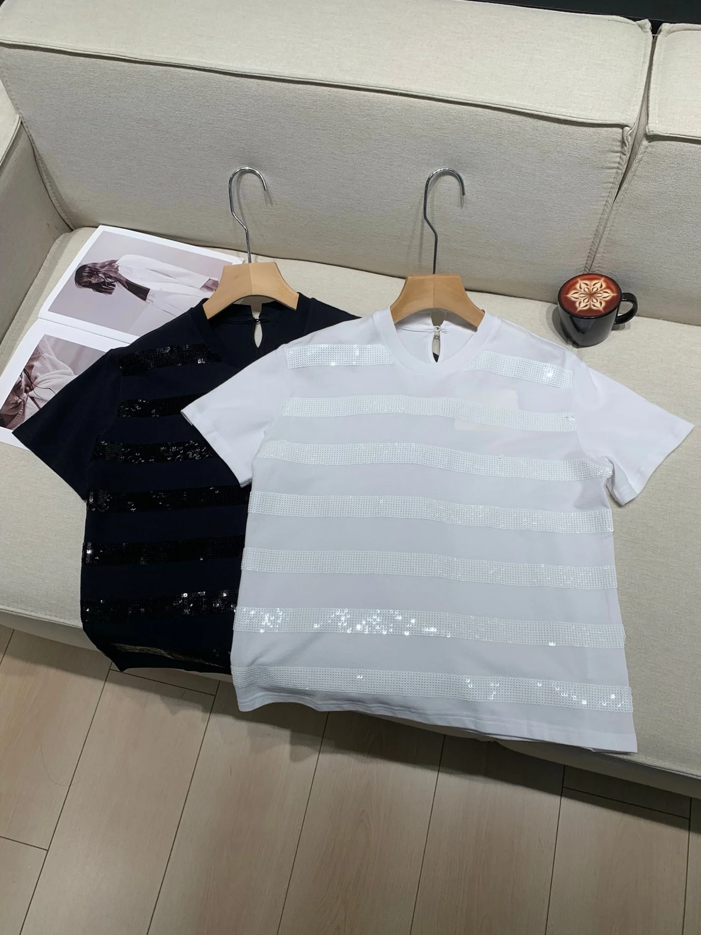 

Women Sequin Striped Tee Tops Summer O-Neck Short Sleeve Loose Fashion T-Shirt
