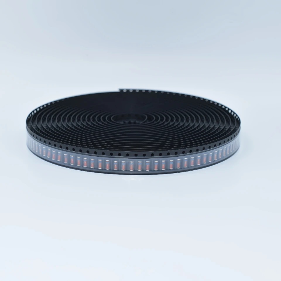 1000Pcs/Lot ZMM68 LL-34 (SOD-80),68V Zener diode 0.5W,Silicon Epitaxial Planar Zener Diodes,Cylindrical glass tube,electronics