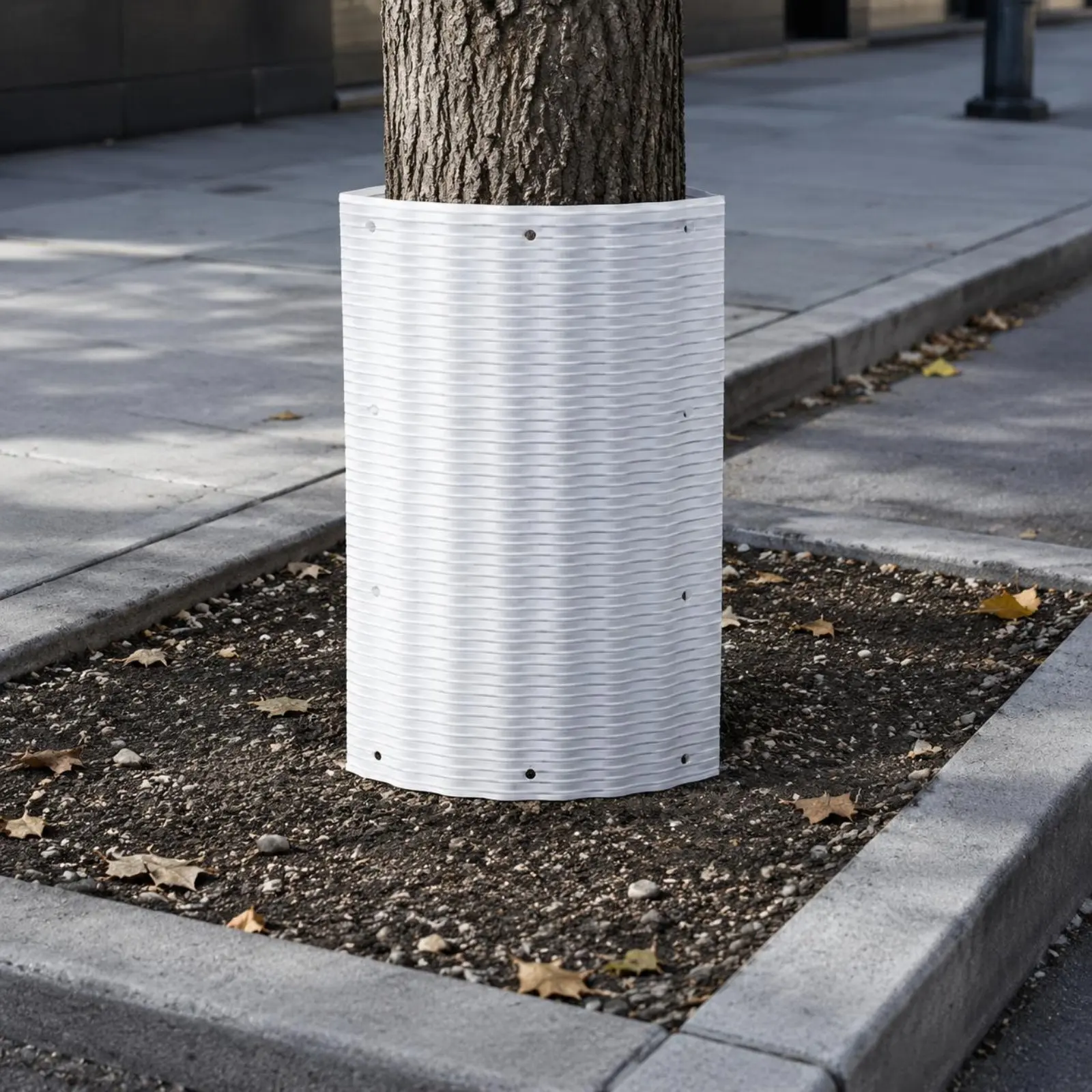 6 Pieces Corrugated Tree Guard Tube Squirrel Gnaw Resistant Tree Bark Protector Tube Reusable Easy to Install for Landscape