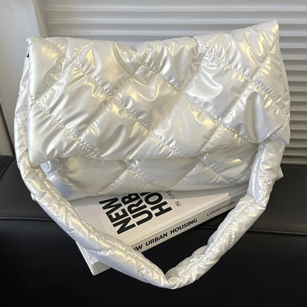 

Женские мягкие нейлоновые боковые сумки. Стильная сумка большой вместимости подмышки с регулируемым ремешком для ежедневного использования в офисе. Простая дорожная сумка.