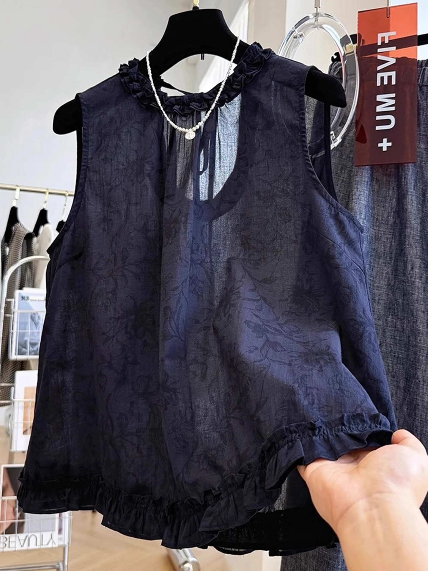 Casual bloemenborduurwerk Svel irt dames overhead top luxe lichtgewicht zomervest Koreaanse Sle straight cut zijde