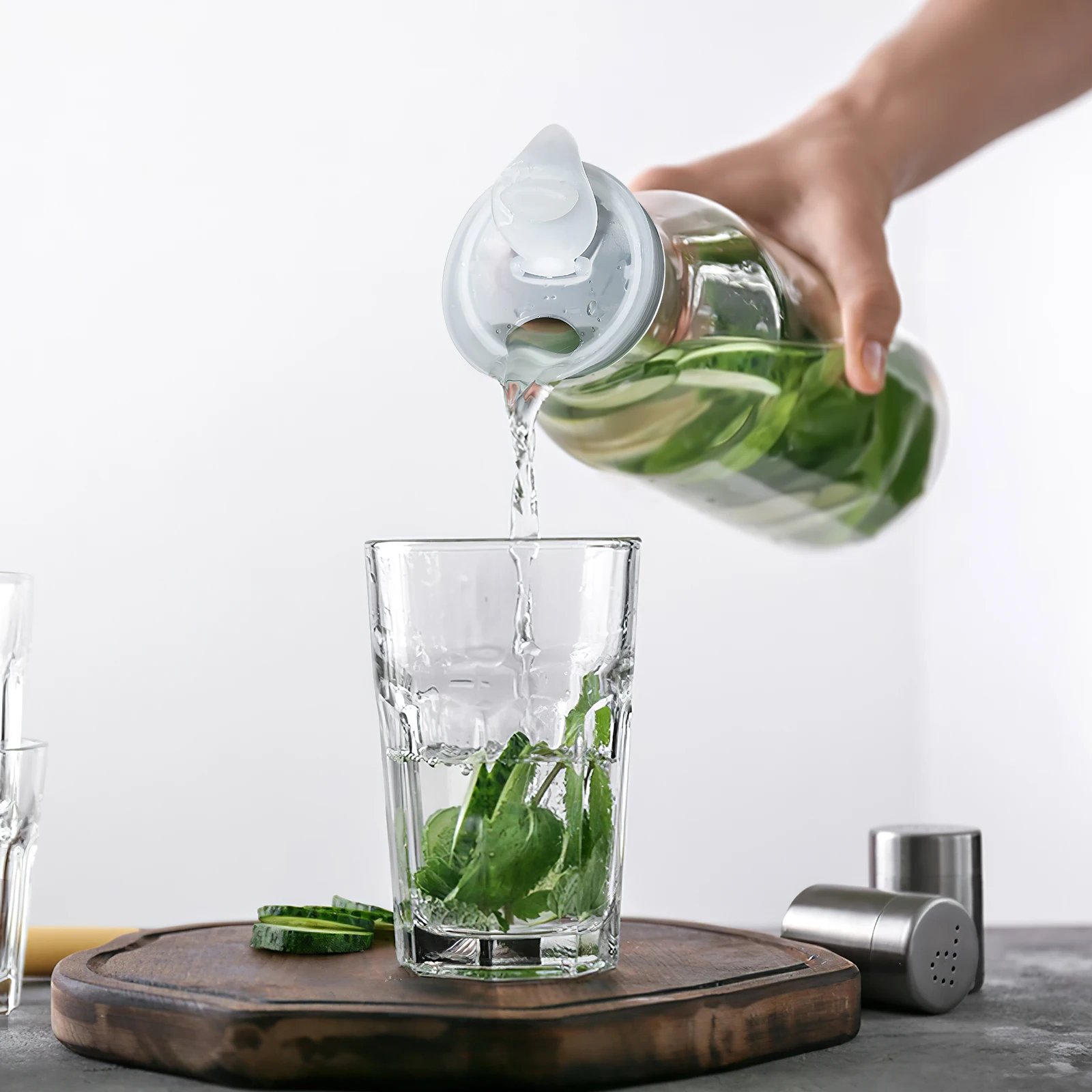 

5pcs Water Pitcher Lids Replacement Plastic Airtight Leakproof Caps For Glass Jugs Easy Open Jug Cover Household