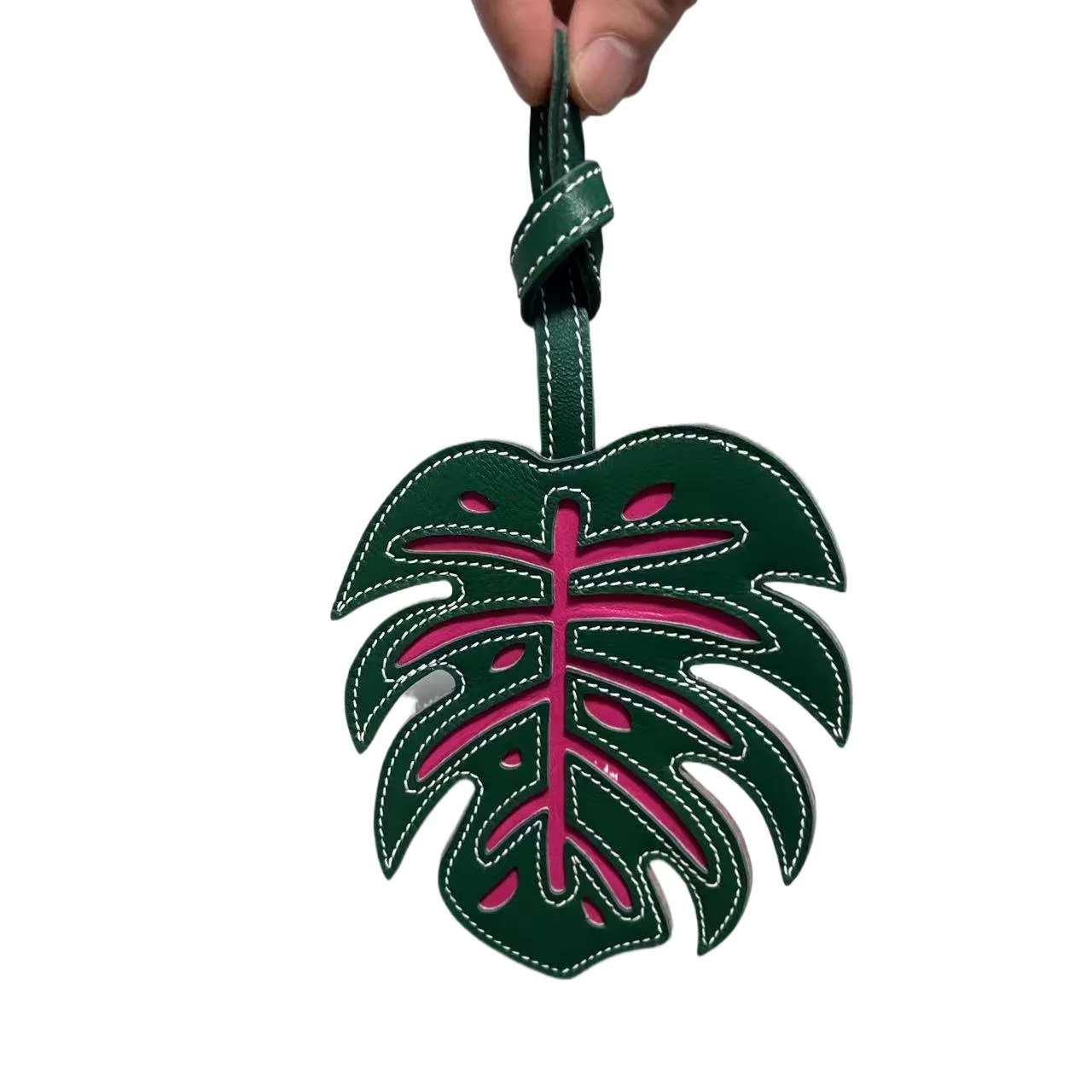 Genuine leather small flame bird leaf keychain creative handmade retro design unique niche bag pendant Shaped pendant trinkets