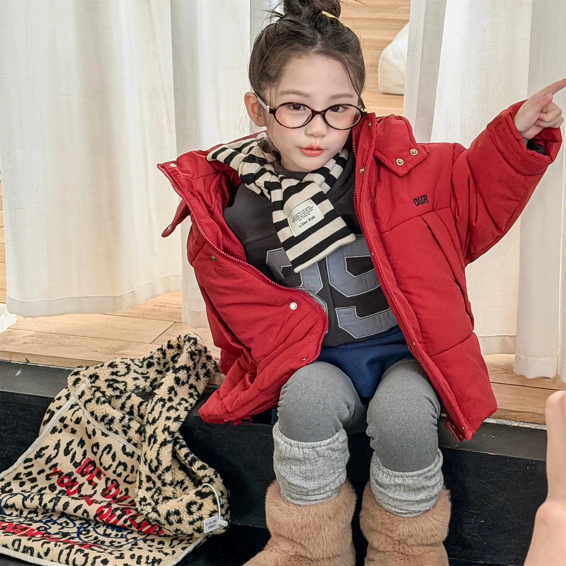 

2025 Winter New Children Cotton Padded Jacket Boys Letter Print Hooded Coat Plus Velvet Thick Girls Warm Jacket Kids Clothes