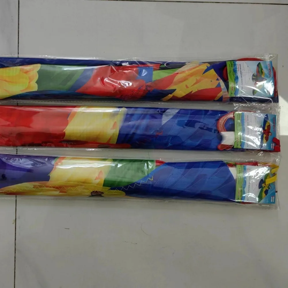 Nowy Dobre Latające Ptak Papuga Latawiec Kolorowy Długi Ogon 1M Latawce z Kreskówek 50 Metrów Linka do Latawca Prezent dla Dzieci Plastikowa Zabawka Latająca Wyjazdy Rodzinne