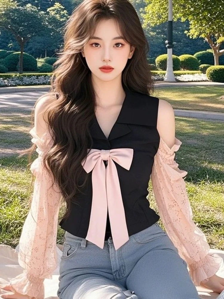 

French Elegant Design Blouses Contrast Color Off Shoulder Notched Collar Crop Tops Female Slim Shirts 2025 Spring Women Clothing