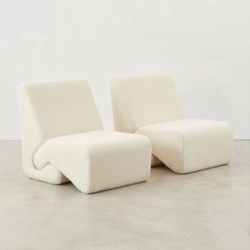 

Simple Cream Wind White Sofa Chair Small Unit Lamb Wool Single Medieval Leisure Chair