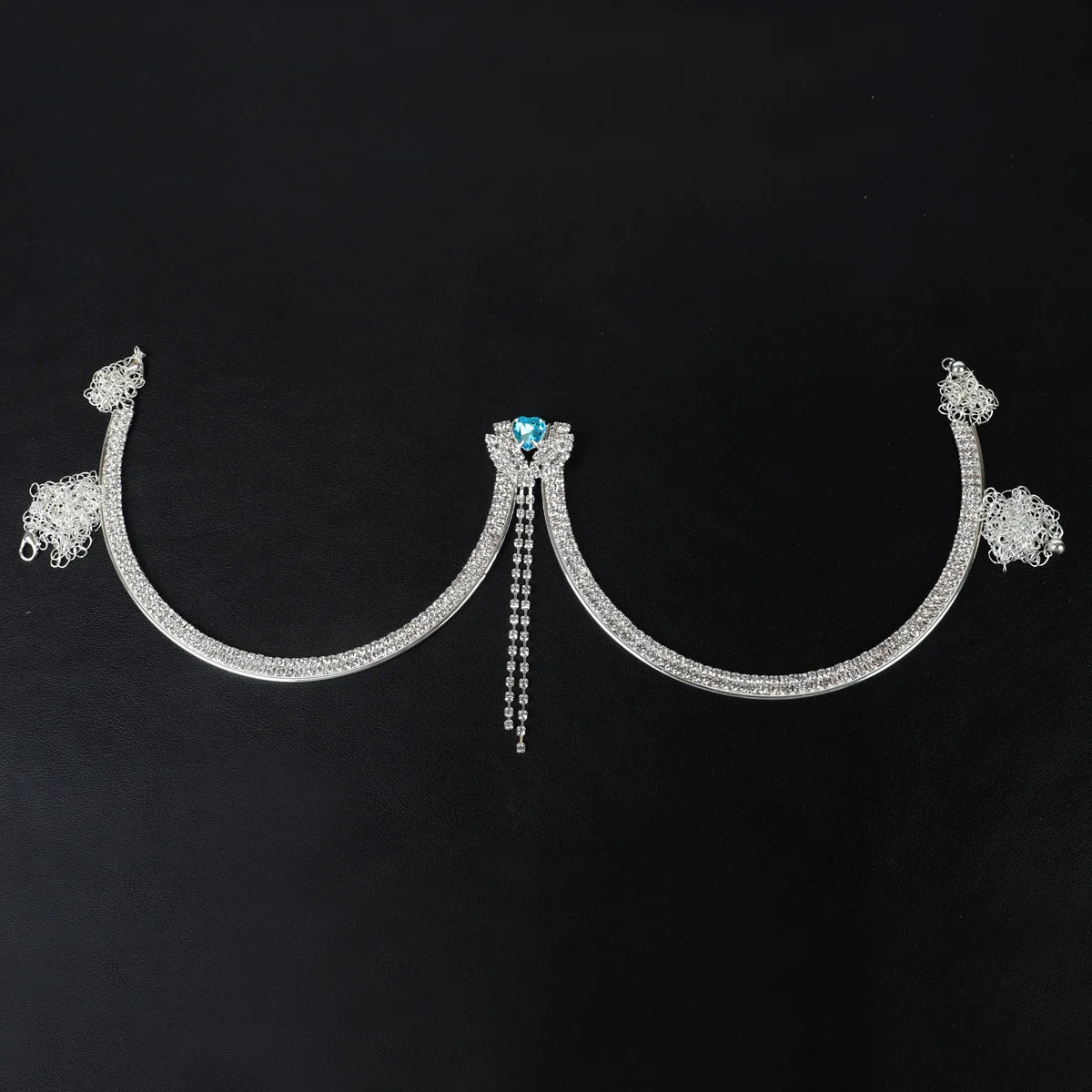 Sophisticated Green Heart Crystal Chest Jewelry Dazzling Hanging Streamer Body Strand Sparkly Decor For Deep V Neckline Top