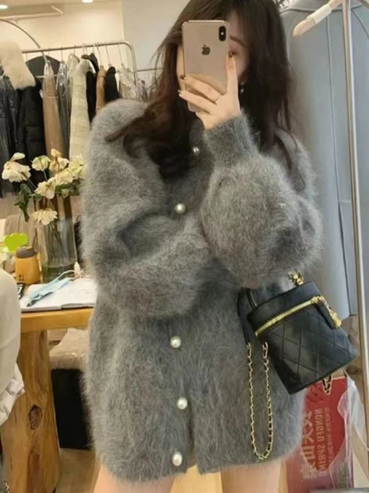 Luxury High-end Lazy Fluffy Jacket Autumn Winter Knitted Cardigan Sweater Long Sleeve Tops Design Faux Mink Pearl Button Jumper