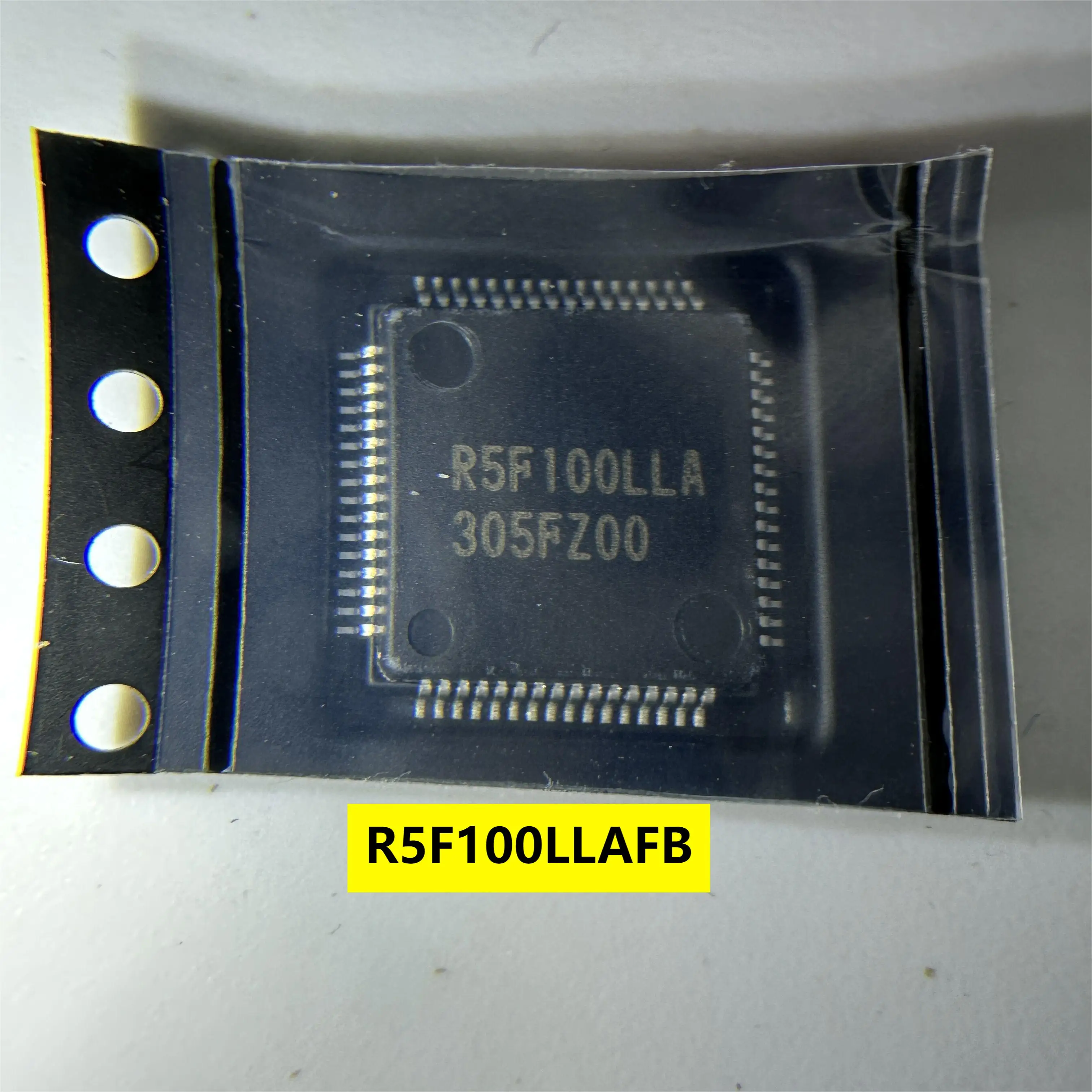 10pcs/lot R5F100LLAFB LQFP-64 Package 16-bit 32MHz MCU Microcontroller for PS4 Game Console