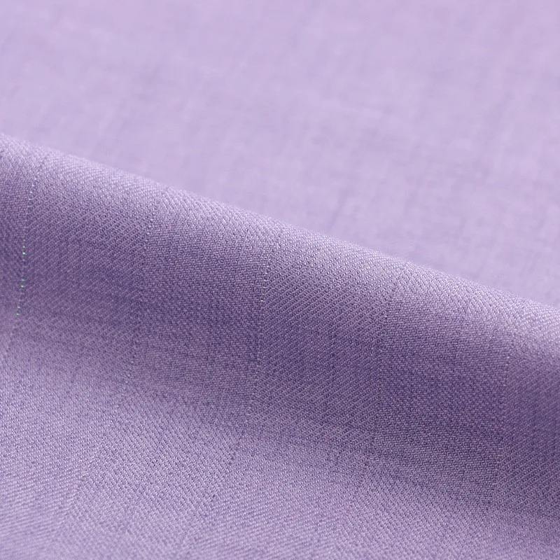 Nieuwe stof met verborgen strepen en gouddraden voor vrijetijdskleding, broeken, rokken