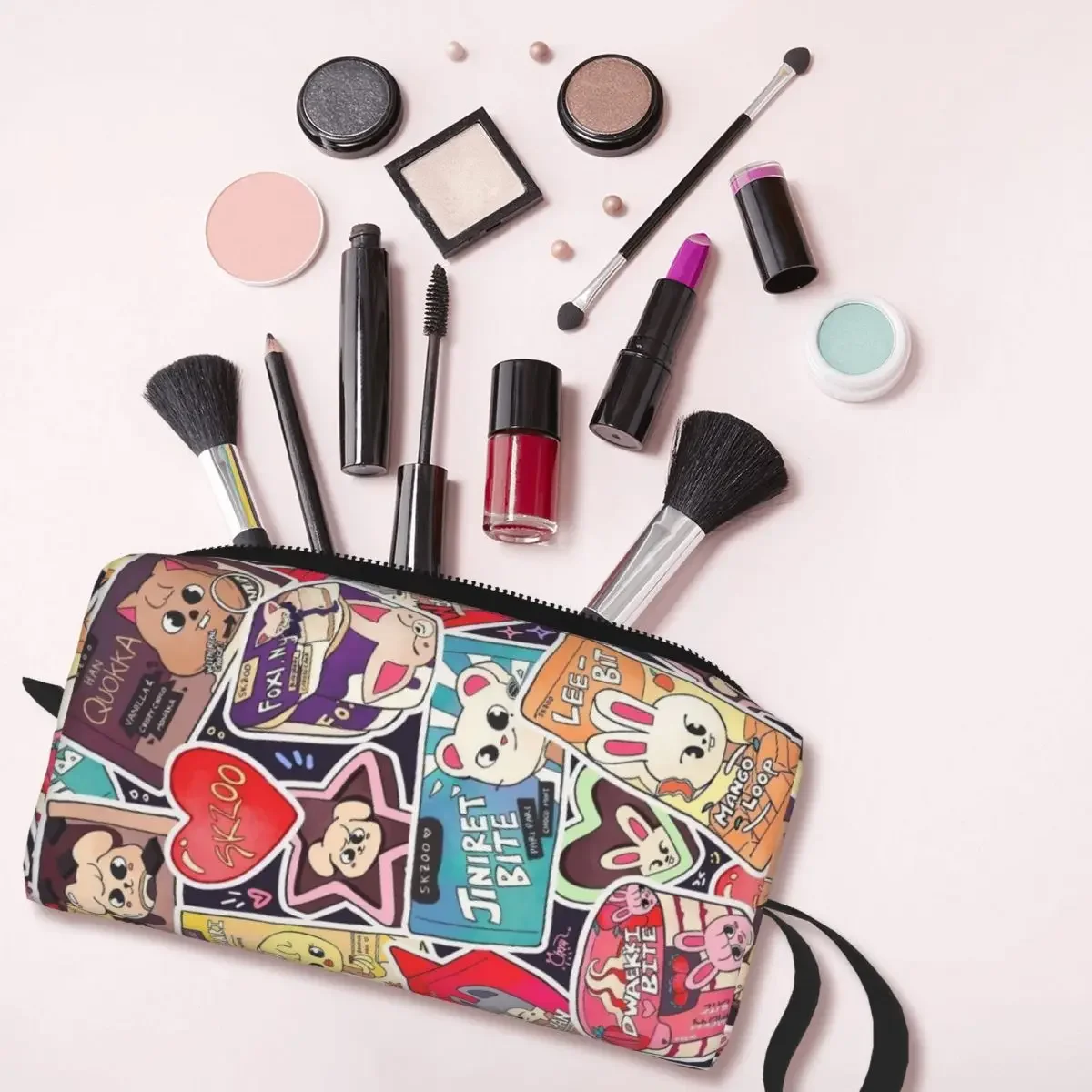 Kpop Star Singer Idol Makeup Bags Straykids Women Cosmetic Bag Stylish Travel Makeup Organizer Case