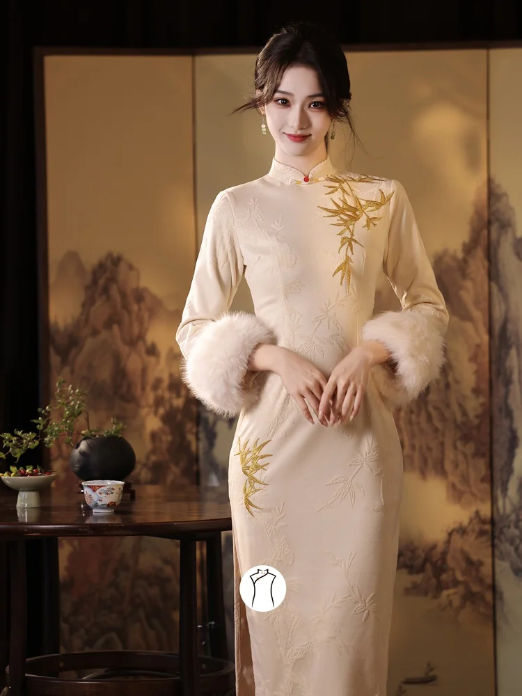 

Женское утепленное китайское платье-ципао из бамбука с вышивкой, золотистой нитью, дышащее, с длинными рукавами и низким разрезом