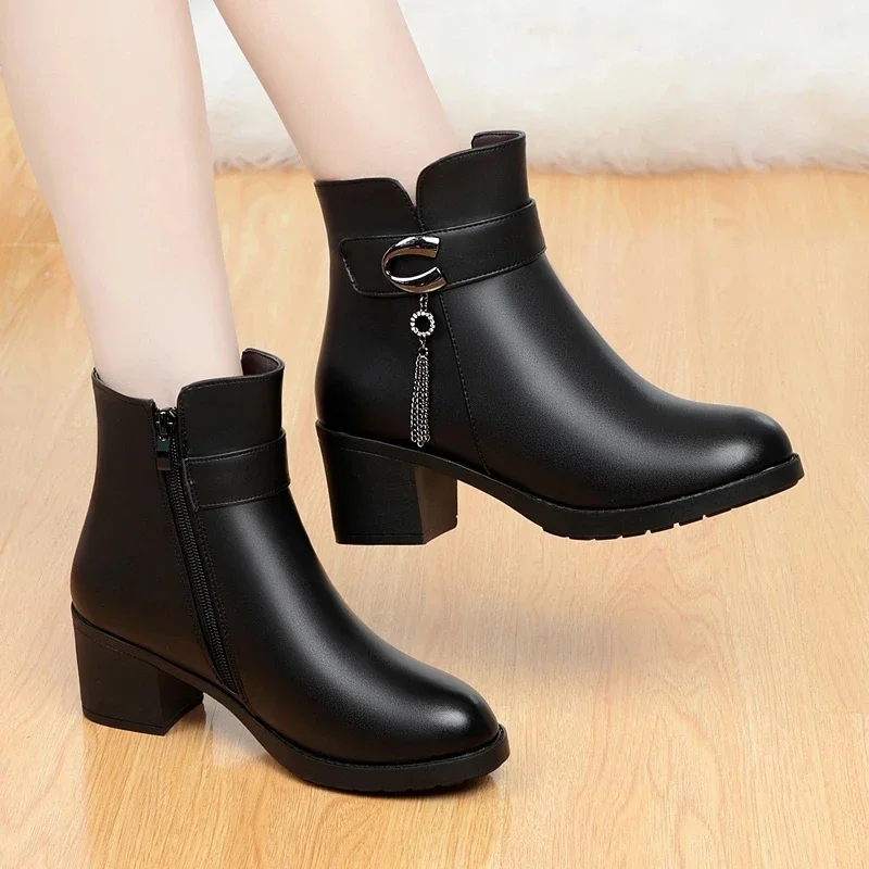 NEW Fashion Soft Leather Women Ankle Boots High Heels Zipper Shoes Warm Wool Winter Boots for Women Plus Size 35-43