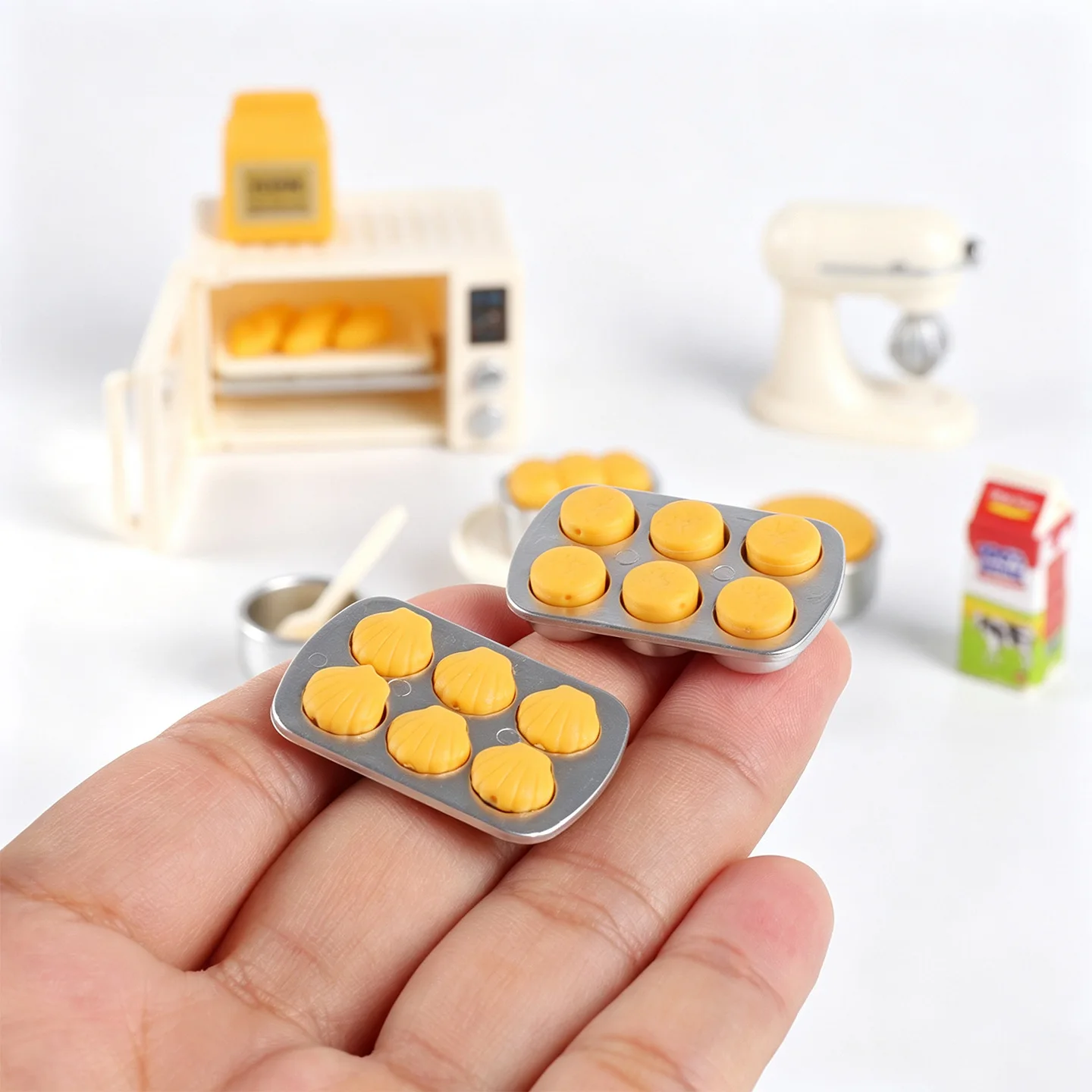 Mini Baking Pretend Play Set, Dollhouse Kitchen Miniature Oven Mixer Simulation Food Toy Toddler Role Play Gift for Boys Girls view 5