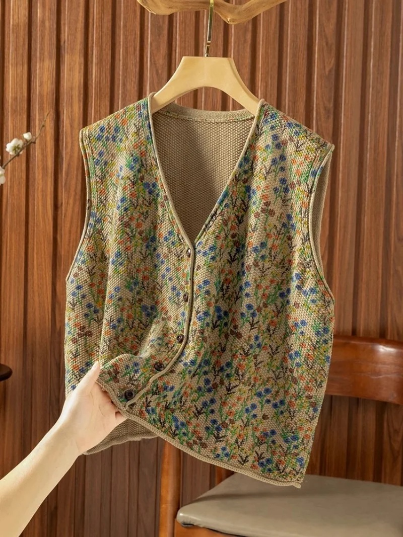 

Large Size Short Printed Cardigan Knitted Vest For Women's Spring & Autumn Sleeveless Loose V-Neck Fashionable Sweater Top W334