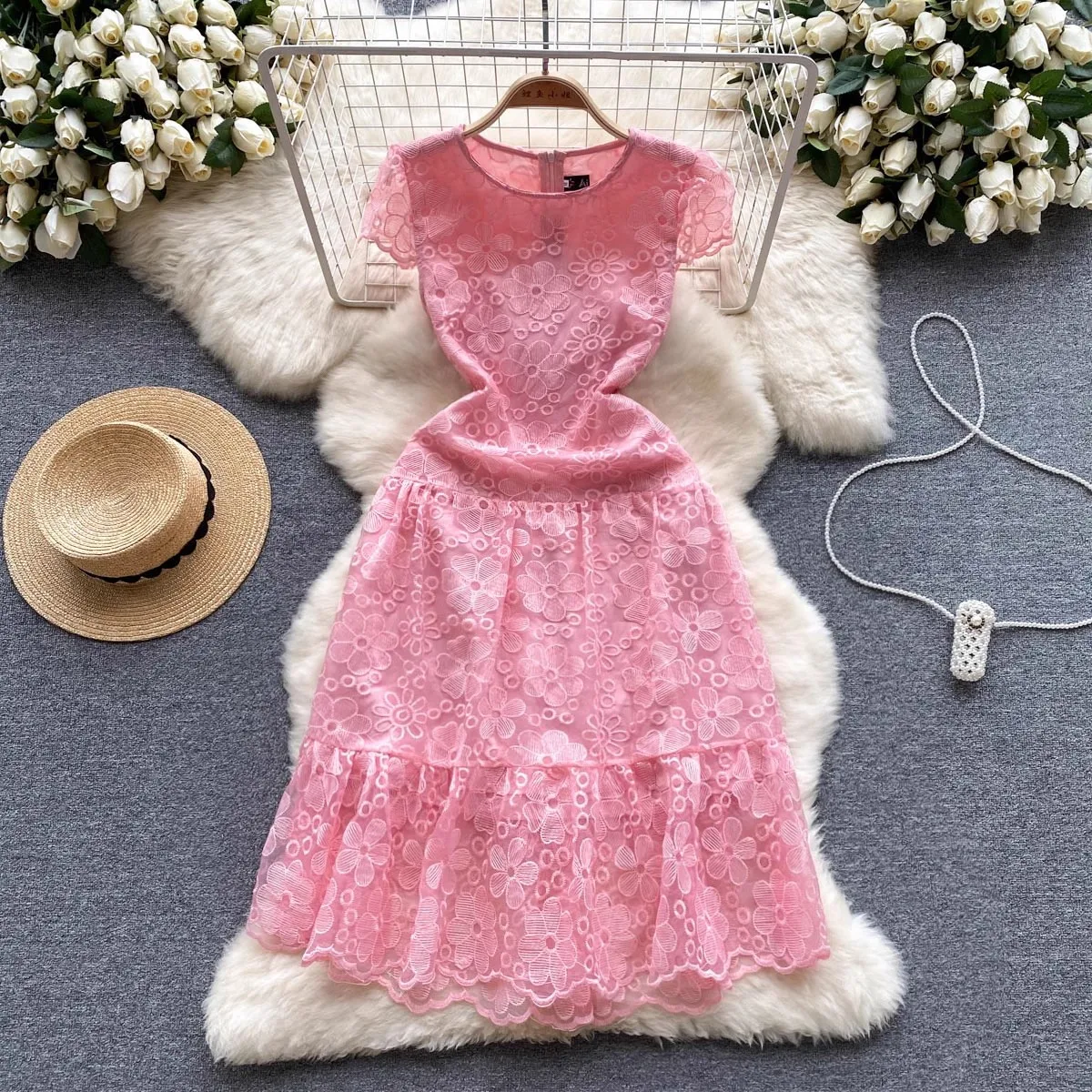 

2023 New Runway Fashion Crochet Blut Pink Lace Dress Summer Women's Hollow Out Flower Embroidery Solid Color Midi Party Vestidos