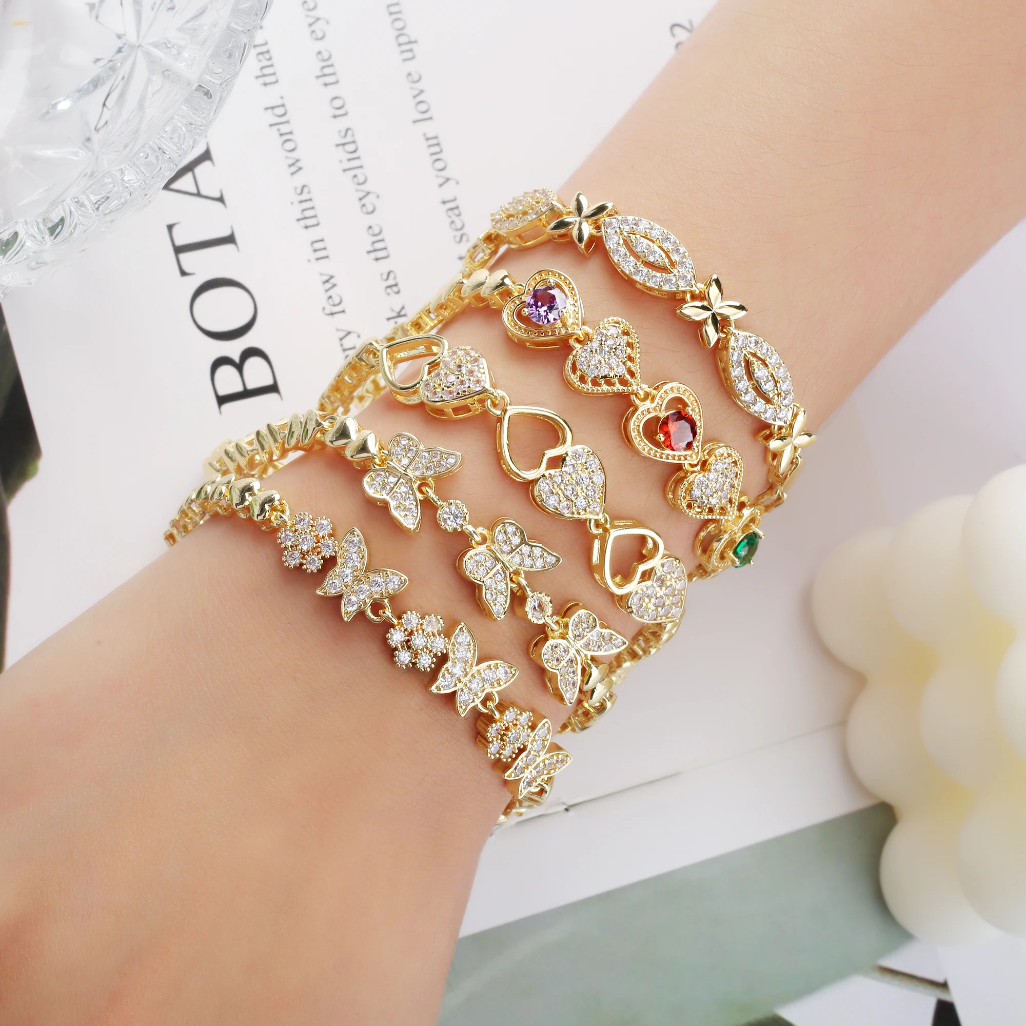 Romantic Luxury Heart-Shaped Geometric Bracelet Zircon Geometric Bracelet For Women Temperament Bracelet Trendy Jewelry Gift