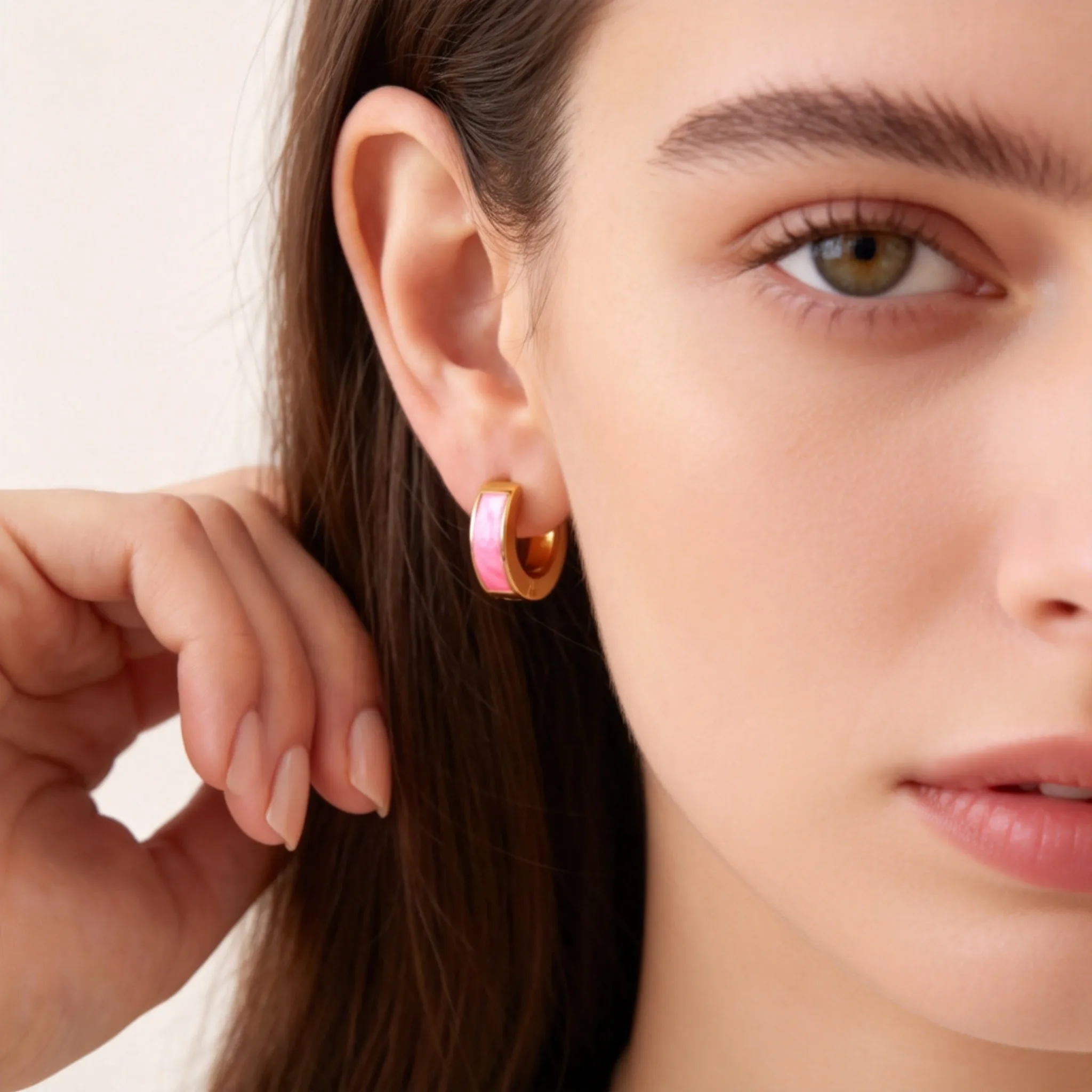 Huggie Hoop Earrings for Women Pink White Marble Enamel C-shaped Small Earrings Sweet Ear Jewelry Gift