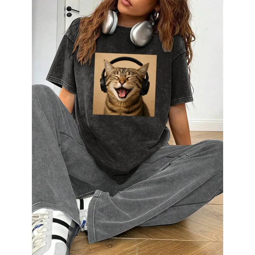 

Funny Cat with Headphones T-Shirt, Laughing Cat Music Lover Graphic Tee, Unisex Cute Pet Owner DJ Cat Humor Gift Top