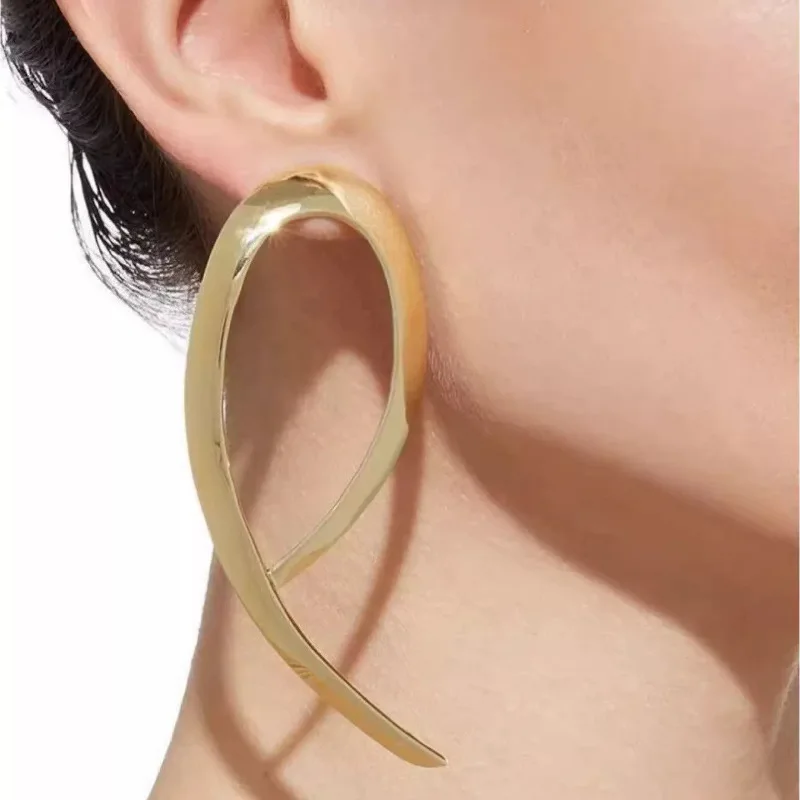 

Exaggerated Metal Smooth Geometric Crossed Earrings For Women European American Style Personality Minimalist Party Jewelry Gift
