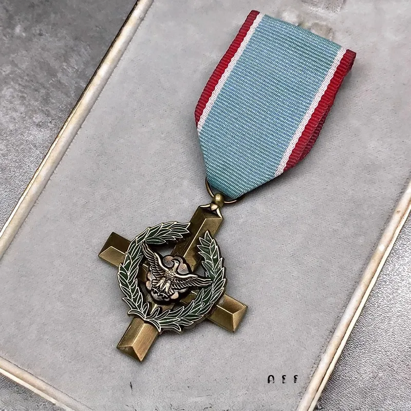 Frente oriental regrabado 2023-37 Insignia de Estados Unidos Medalla de moneda del ejército de Estados Unidos Cruz de la Fuerza Aérea de los Estados Unidos