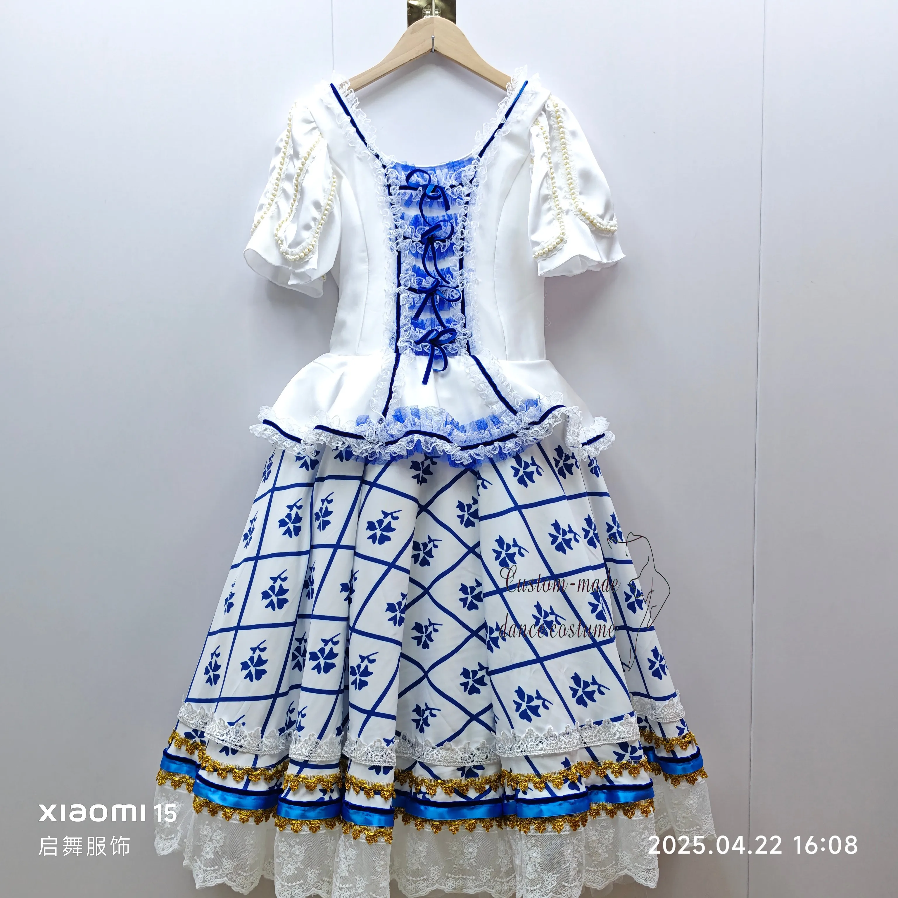 Nouvelle robe de danse de ballet pour filles, jupes tutu en tulle, vêtements de danse. BT-18