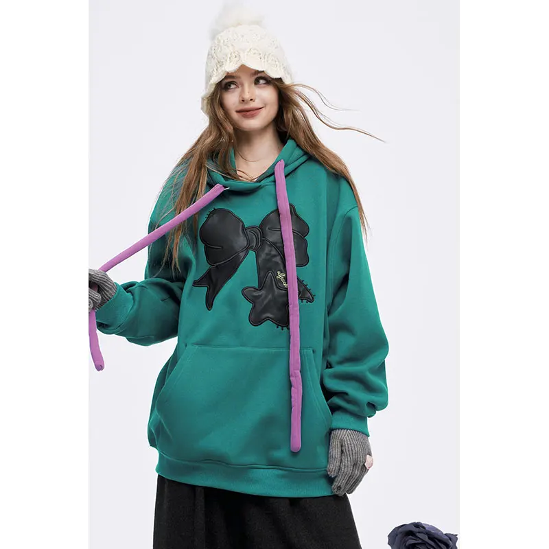 Elfsack 2025 inverno recém chegados y2k casual solto arco gráfico cordão grande bolso moletom com capuz para mulher