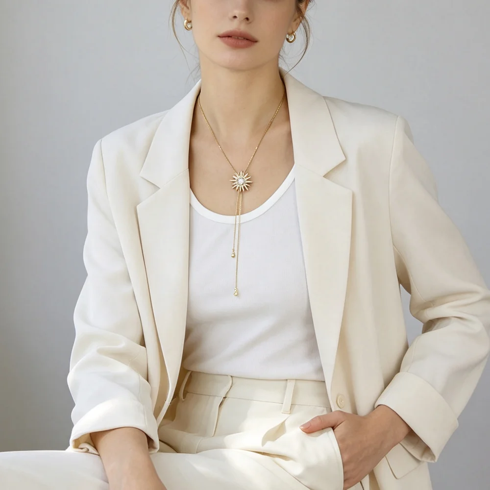 Newly launched adjustable necklace, fashionable and charming women's box chain with movable sun shining zircon necklace jewelry
