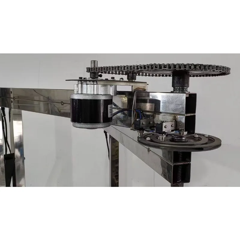 เครื่องพันฟิล์มอัตโนมัติแบบถาดสำหรับฟิล์มอุตสาหกรรม เครื่องพันฟิล์มแบบยืดล่วงหน้า พร้อมแท่นหมุนสำหรับบรรจุภัณฑ์