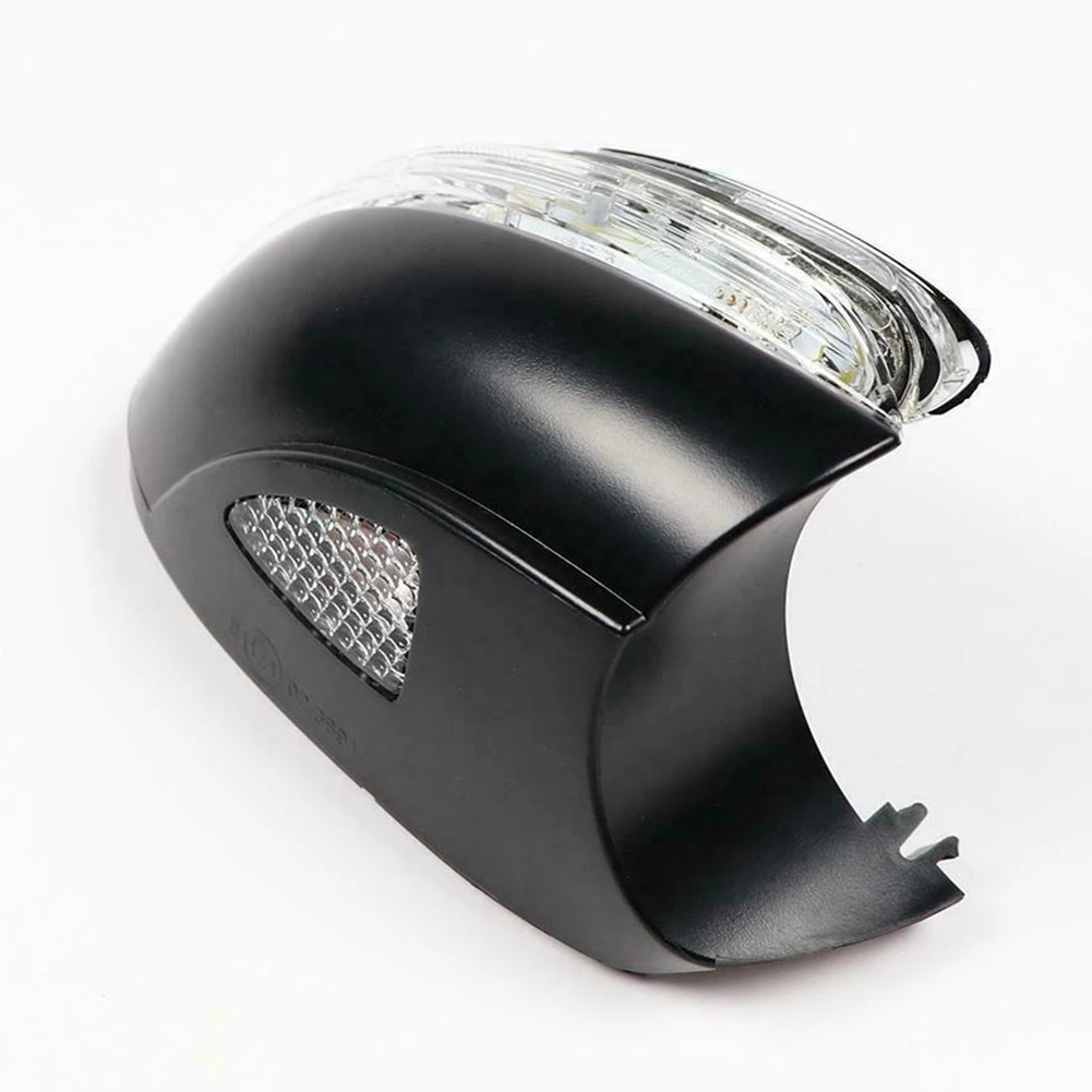 

A73Q-Car LED Rear Veiw Mirror Light Lampturn Signal Light Indicator For Skoda Yeti 2009-2013 Car-Styling With Puddle Light