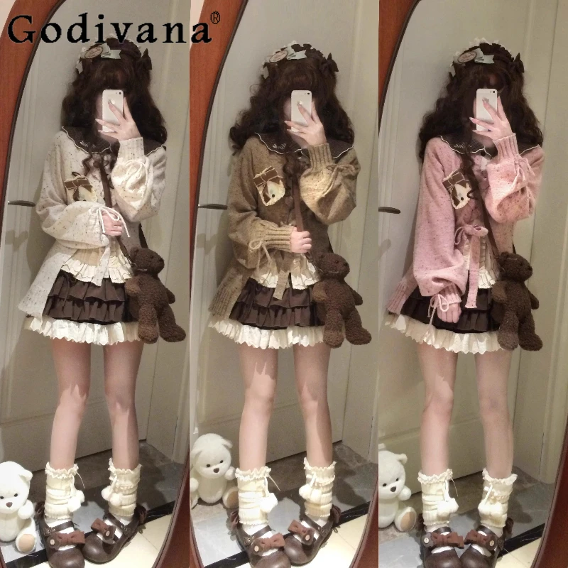 

Оригинальный японский комплект в стиле кавайи-лолита: облегающий вязаный свитер, юбка и рубашка с длинным рукавом (3 предмета)