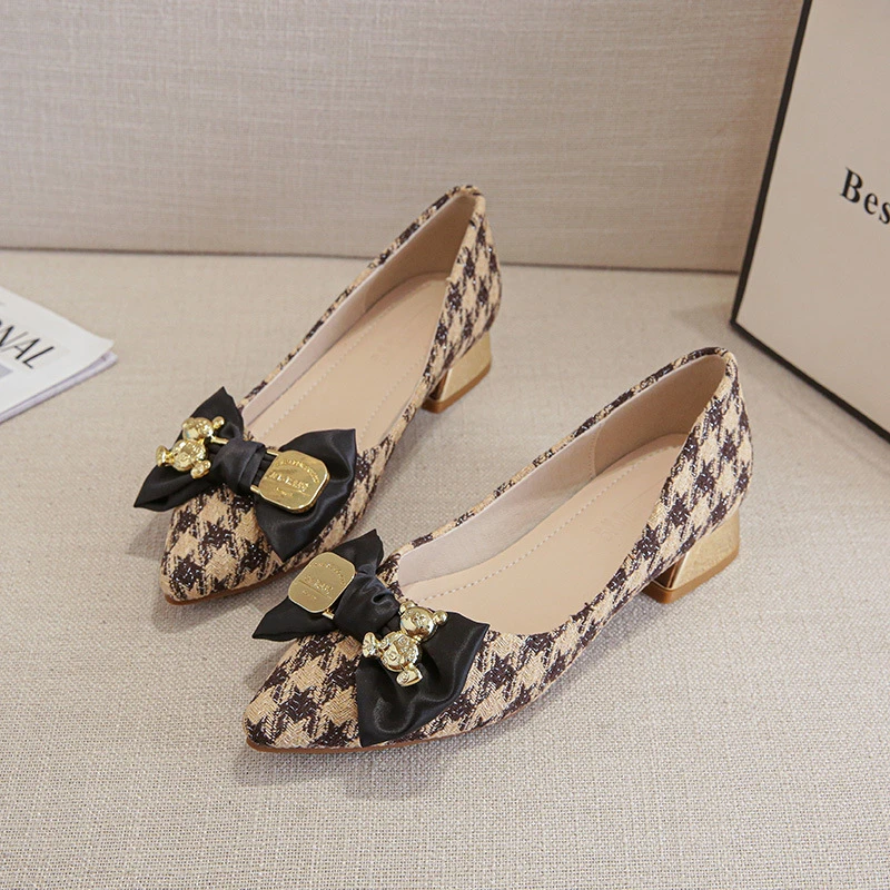 

Womens Houndstooth Pointed Toe Block Heel Pumps With Black Bow Gold Bear And Square Buckle Detail Metallic Heel Elegant Retro