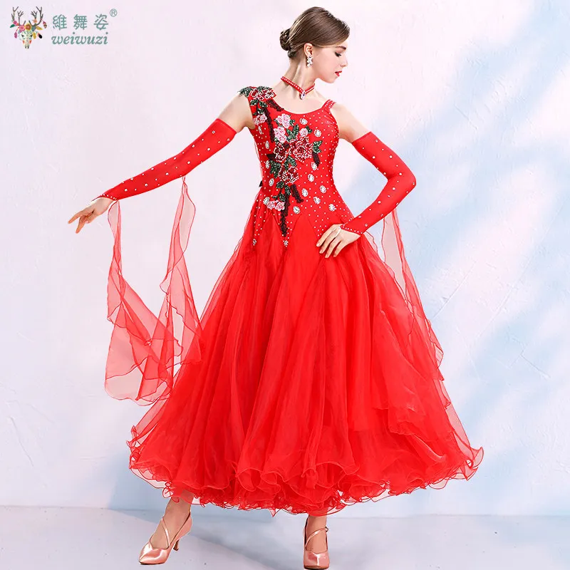 Nuovo Elegent Costume da ballo per donna Halter Big Swing Flamenco Valzer Sala da ballo Rumba Dance Perfermance Concorso Abito piuttosto sexy