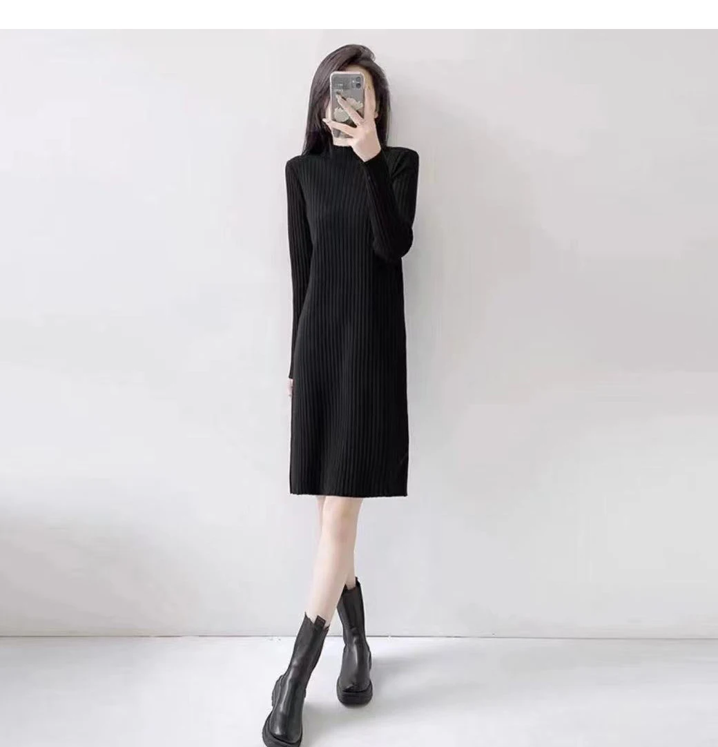 2024 autumn and winter new mid to long loose and slimming fashionable and stylish long sleeved base knitted dress for women