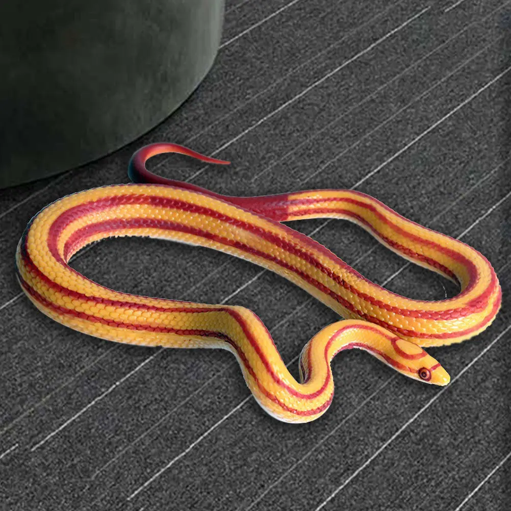 

Fake Snake Prop Realistic Corn Snake Decorative Scary Tricky Prop Halloween April Fools Prank Decoration Halloween Tricky Props