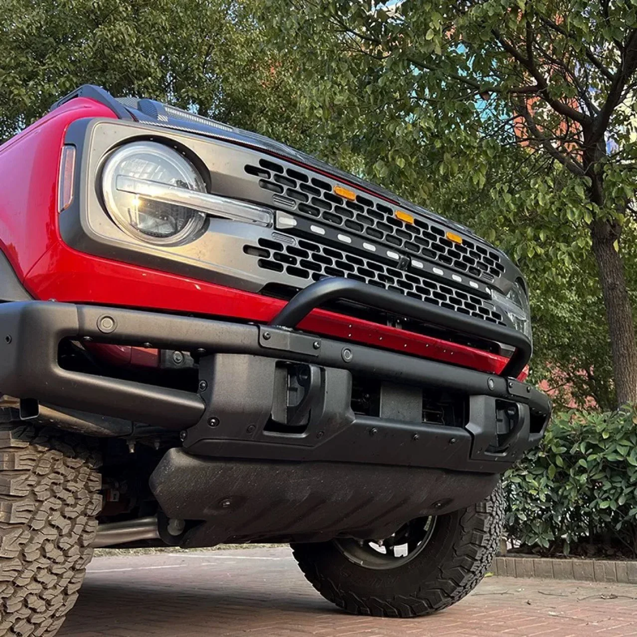 Suitable for 21-23 Ford Liema Bronco Off-Road Edition Original Iron Bar Calf Bar Horn Modified Parts Accessories