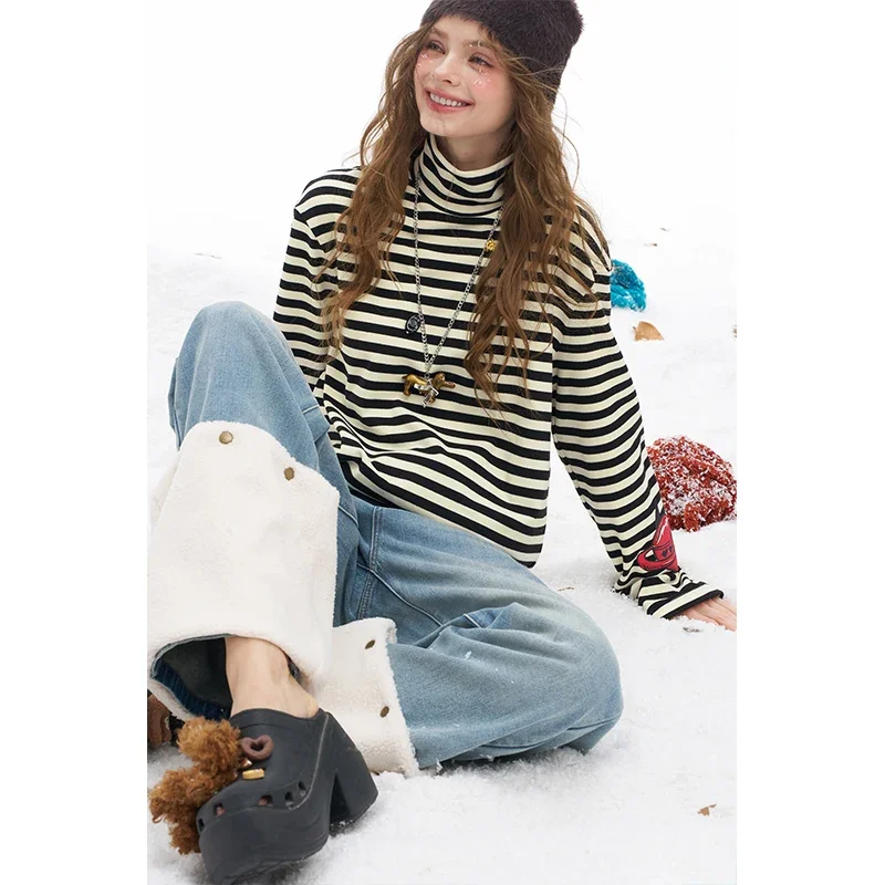ELFSACK Y2K Minimalist Loose Classic Stripe High Neck Sleeve Graphic Tshirt For Women