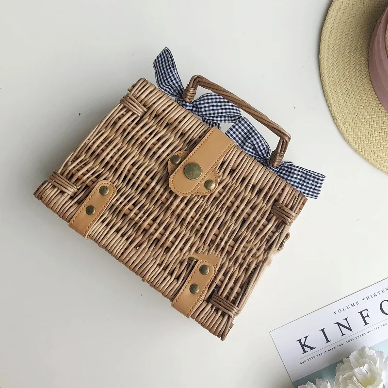 2021 New Handmade Bohemian Women\'s Handbags Summer Straw Beach Bag Square Rattan Bow Female Bags Fashion Designer Shopper Purse