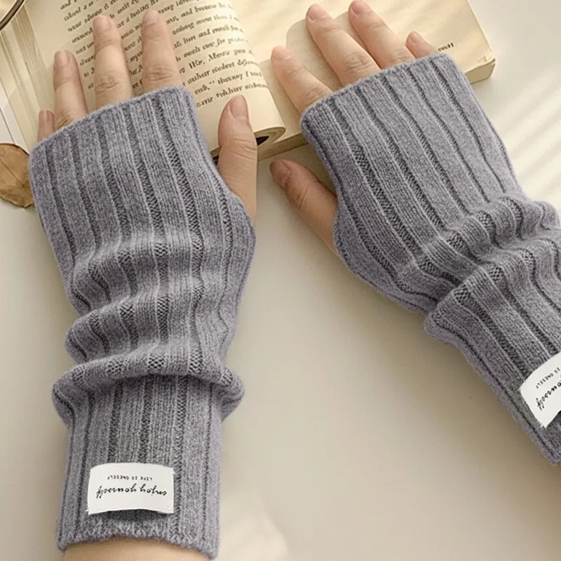 Women's Knitted Woolen Touchscreen Gloves Half Finger Warm Comfortable Soft Fabric Biking Gloves Fall Season Universal Size