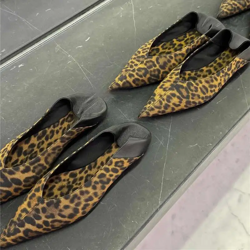 Fashionable Leopard Print Pointed Toe Flat Shoes Women's Autumn 2024 New Style Two-Way Wear Comfortable Flat Bottom Trendy Le...