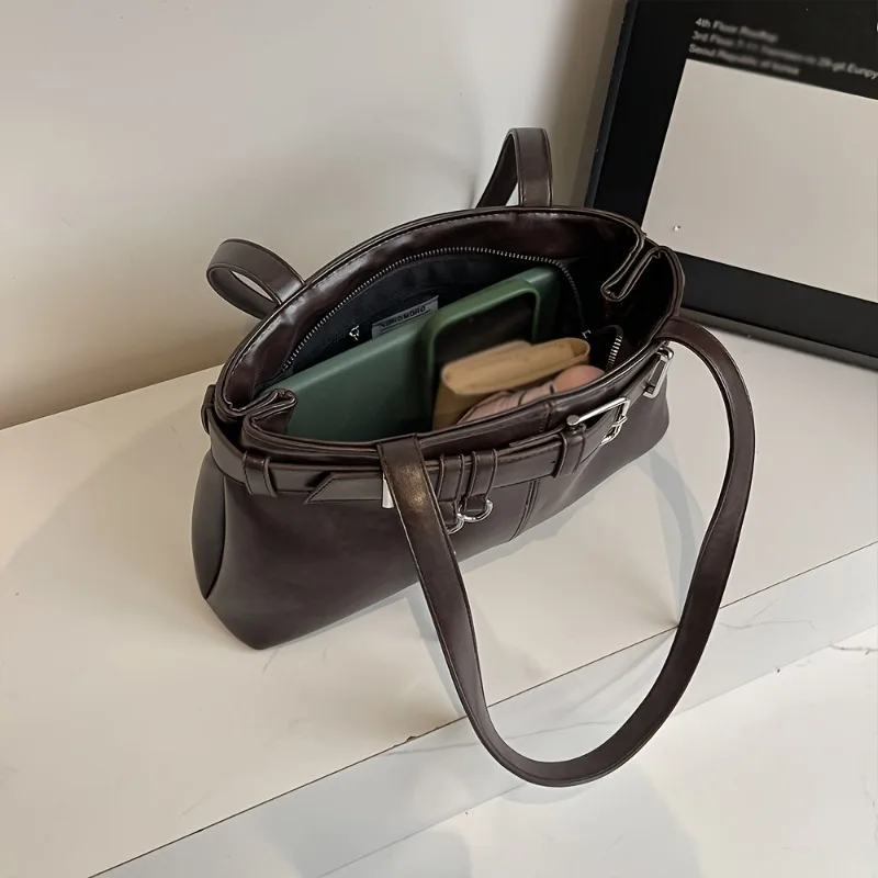 حقيبة كروس بإبزيم حزام بتصميم صغير جديد لعام 2025 |   حقيبة كتف تحت الإبط على طراز الدراجة النارية للنساء |   حقيبة يد جلدية PU