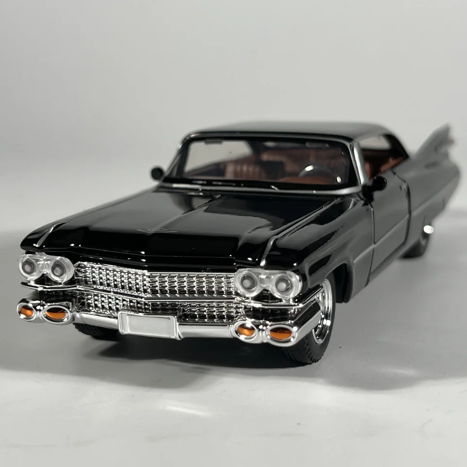 1:32 Cadillac Eldorado Biarritz Diecast Model Car